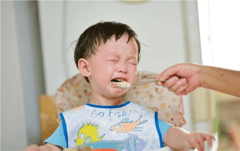 家有挑食寶寶：怎么讓寶寶多吃飯？