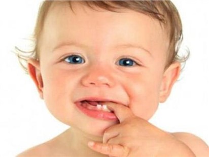 寶寶遲遲不出牙，是不是缺鈣？